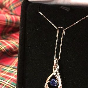 Teardrop Pendant Necklace